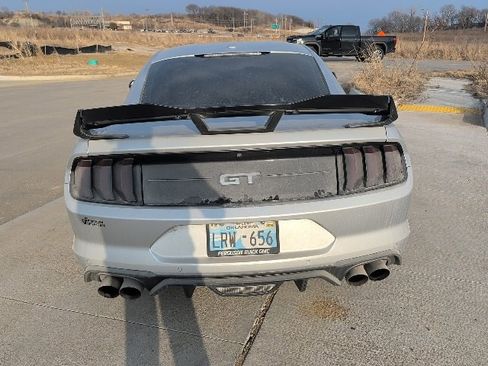 Used 2019 Ford Mustang GT Premium image 4