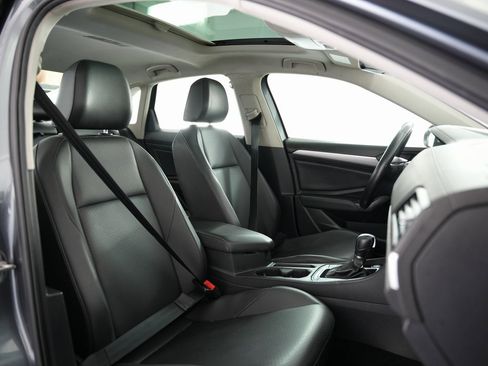 Used 2019 Volkswagen Jetta S image 53