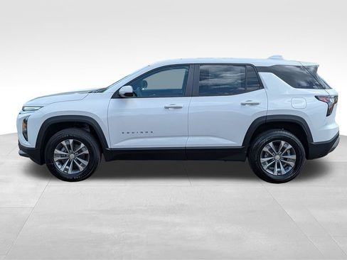 New 2027 Chevrolet Equinox LT FWD image 9