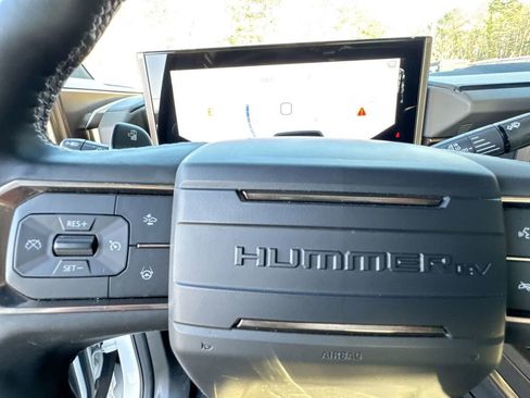 Used 2025 GMC Hummer EV 3X AWD/4WD image 17