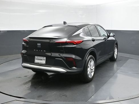 Used 2025 Buick Envista Preferred image 8