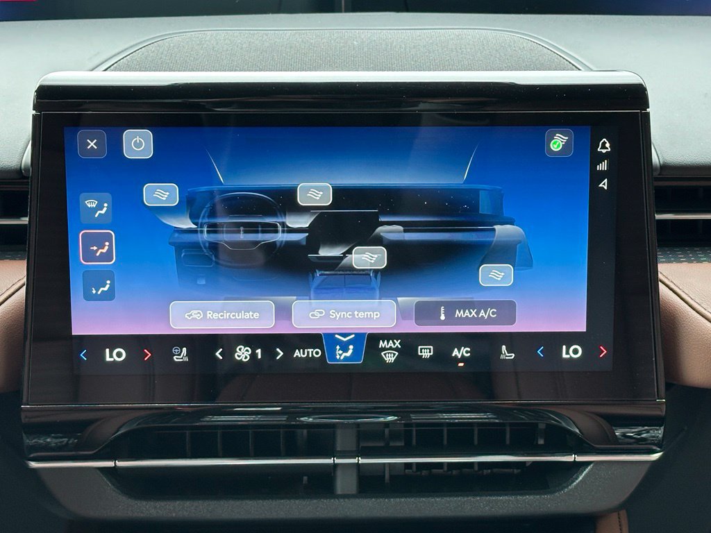 New 2026 Lincoln Nautilus Reserve AWD/4WD image 15