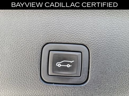 Certified 2023 Cadillac Escalade ESV Luxury AWD/4WD image 13