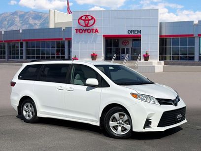 Used 2020 Toyota Sienna LE