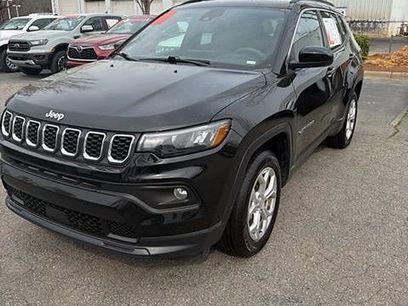 Used 2024 Jeep Compass Latitude