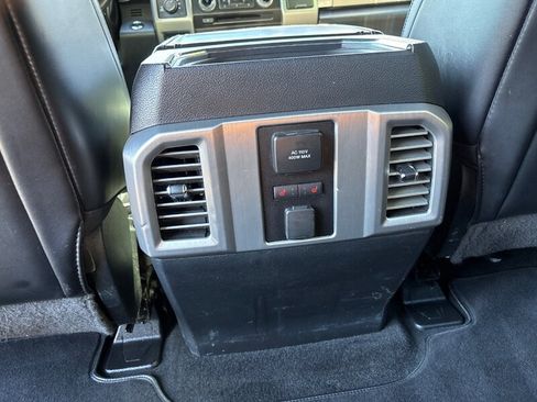 Used 2017 Ford F250 Platinum w/ Platinum Ultimate Package AWD/4WD image 22