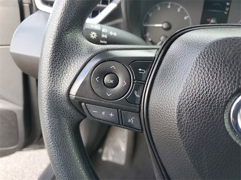 Used 2024 Toyota Corolla LE image 23