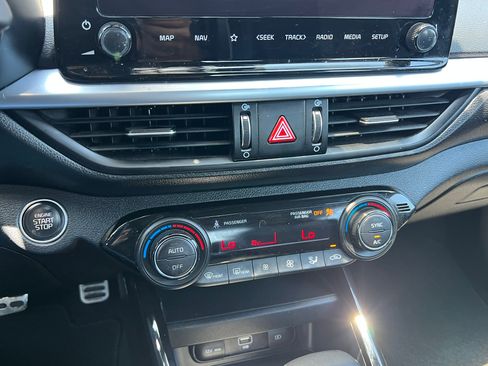 Used 2023 Kia Forte GT-Line w/ GT-Line Technology Package FWD image 28