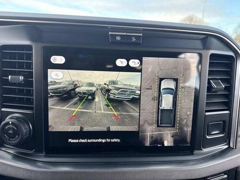 Certified 2025 Ford F250 Platinum w/ FX4 Off-Road Package image 29