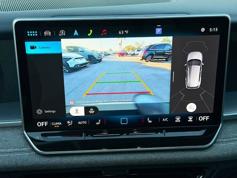 Used 2025 Volkswagen Tiguan S image 32