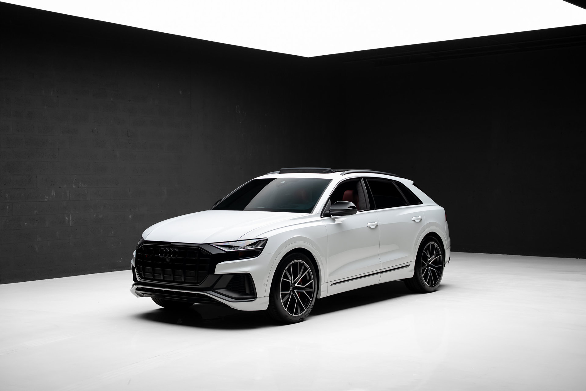 Used 2022 Audi SQ8 Prestige AWD/4WD image 4