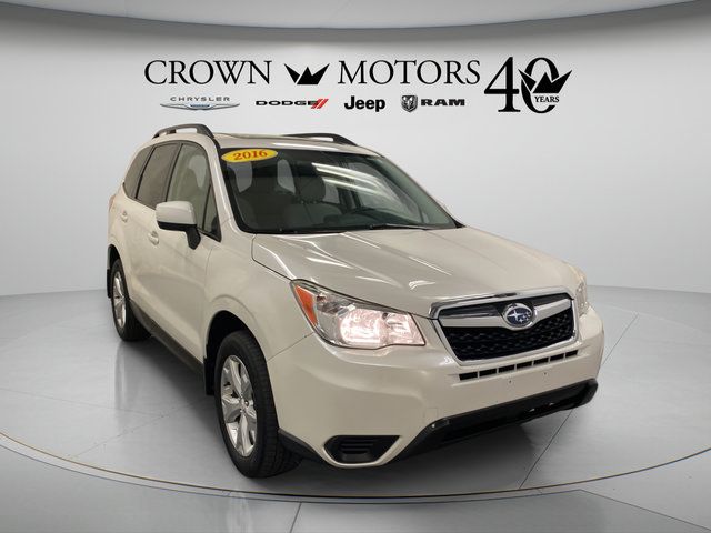 Used 2016 Subaru Forester 2.5i Premium w/ All-Weather Package AWD/4WD image 9