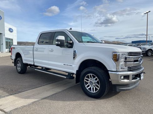 Used 2019 Ford F350 Lariat w/ Lariat Value Package image 17