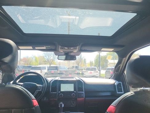 Used 2017 Ford F150 Lariat w/ Equipment Group 502A Luxury AWD/4WD image 2
