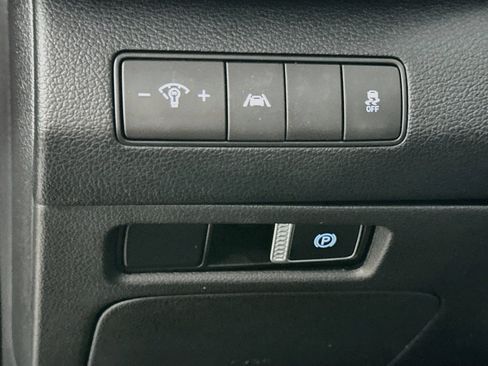 Used 2021 Hyundai Santa Fe SEL FWD image 17