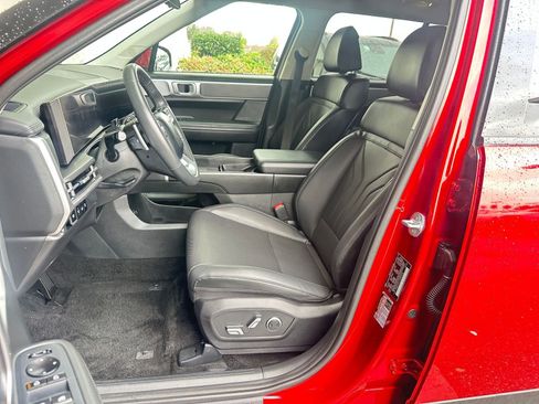 Used 2025 Hyundai Santa Fe SEL image 37