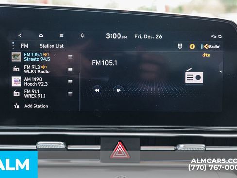 Used 2023 Hyundai Elantra Limited image 39