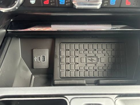 New 2025 Ford F150 Raptor AWD/4WD image 31