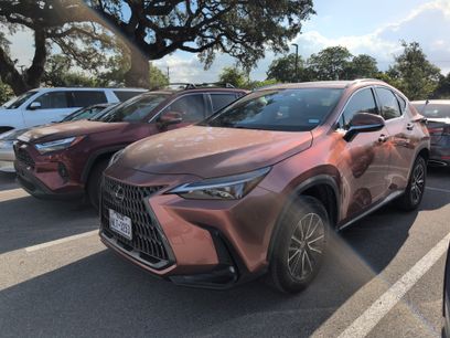 Used 2025 Lexus NX 250 FWD w/ Accessory Package (Z1)