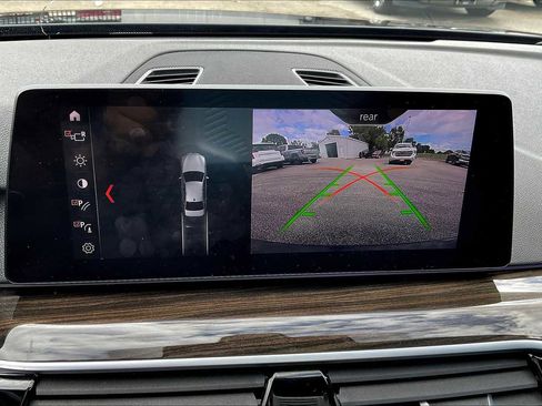 Used 2019 BMW 530i w/ Convenience Package image 26