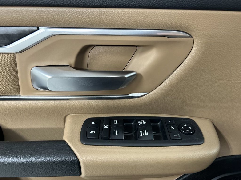 Used 2019 RAM 1500 Big Horn AWD/4WD image 11