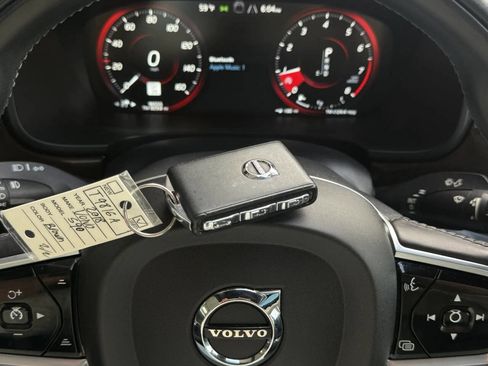 Used 2018 Volvo S90 T5 Momentum w/ Convenience Package image 29