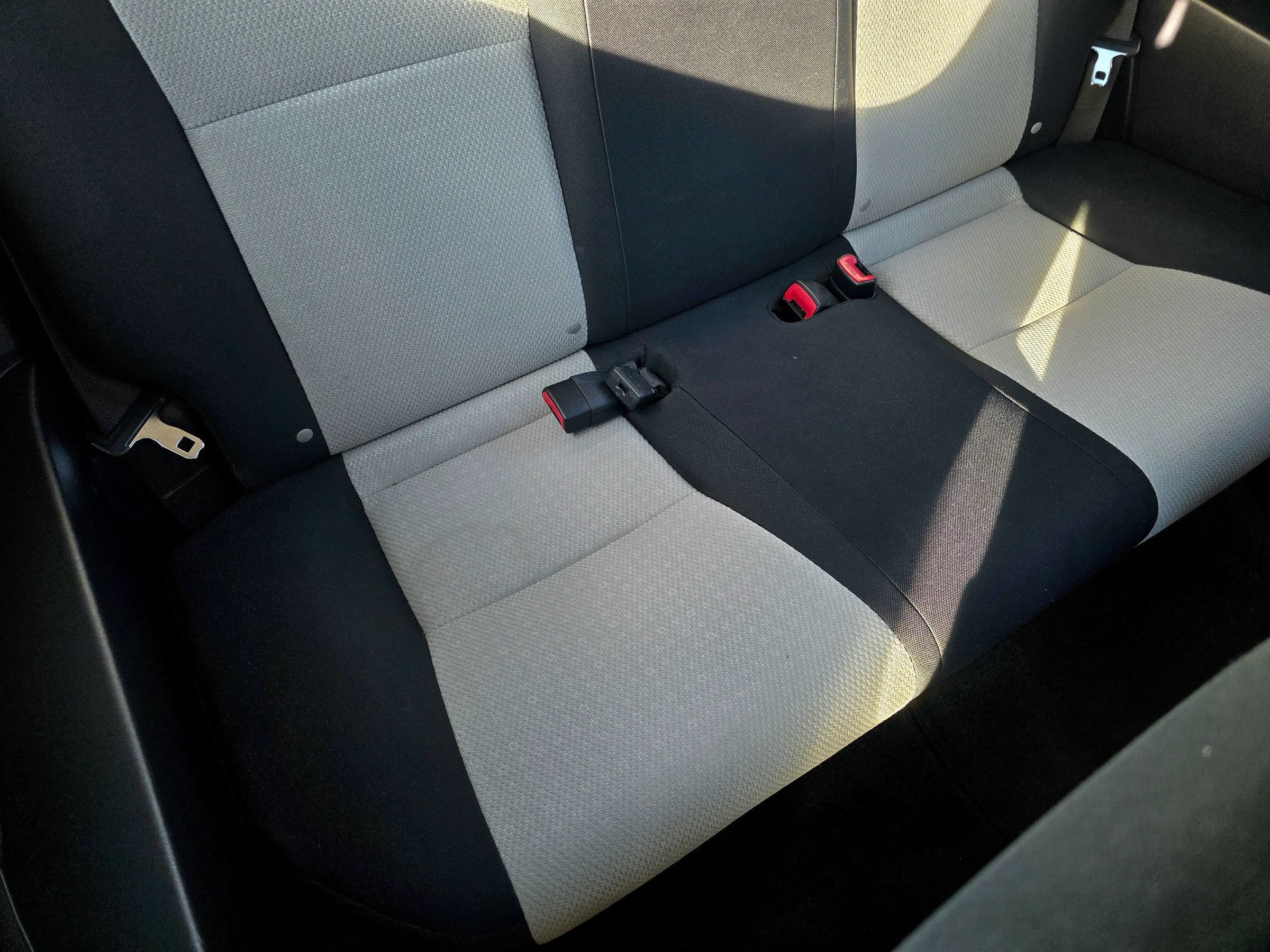 Used 2013 Toyota Yaris L FWD image 49