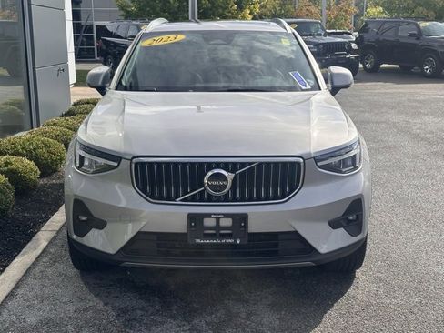 Used 2023 Volvo XC40 B5 Plus w/ Driver Assist Package image 2