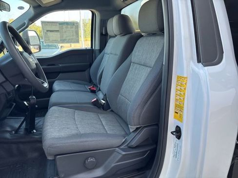 New 2023 Ford F550 4x4 Regular Cab Super Duty image 33