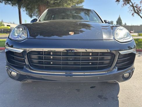 Used 2017 Porsche Cayenne S AWD/4WD image 5