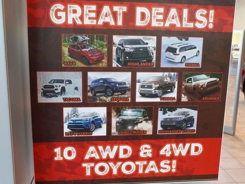 Used 2022 Toyota Tacoma SR image 30