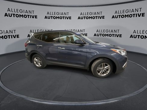 Used 2017 Hyundai Santa Fe Sport image 11