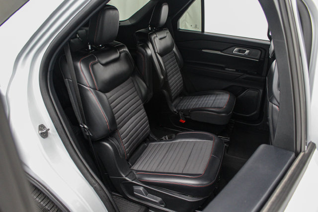 Certified 2026 Ford Explorer ST-Line AWD/4WD image 20