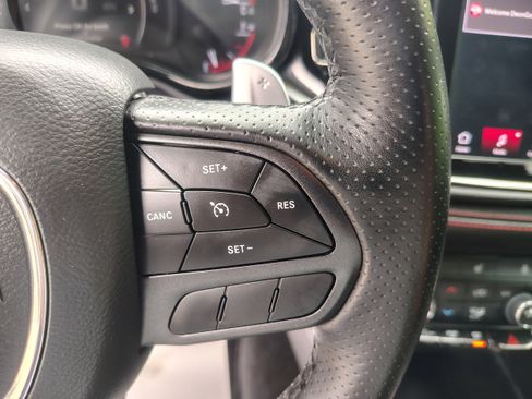 Certified 2025 Dodge Durango GT AWD/4WD image 34