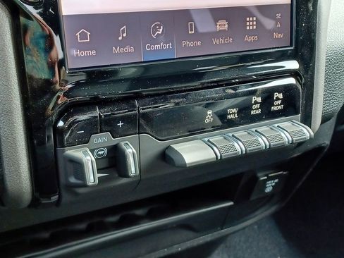 New 2026 RAM 2500 Tradesman AWD/4WD image 23