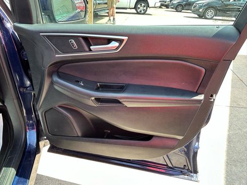 Used 2016 Ford Edge SEL w/ Equipment Group 201A AWD/4WD image 16