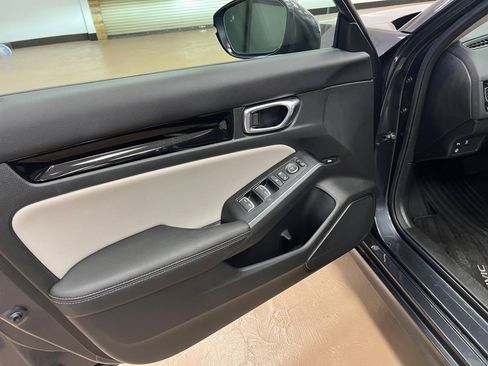 Certified 2024 Honda Civic Touring image 32