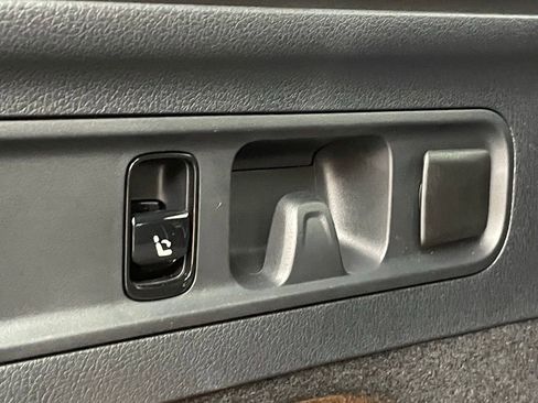 Used 2024 Mercedes-Benz GLC 300 GLC 300 image 19