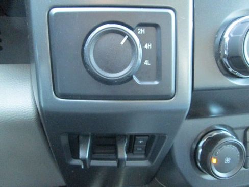 Used 2021 Ford F350 XLT w/ XLT Premium Package image 21