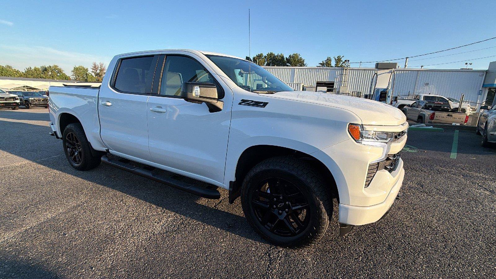 Used 2026 Chevrolet Silverado 1500 RST w/ Safety Package AWD/4WD image 3