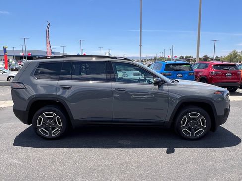 New 2026 Jeep Cherokee Limited AWD/4WD image 9
