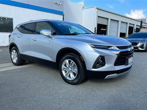 Used 2020 Chevrolet Blazer LT image 32