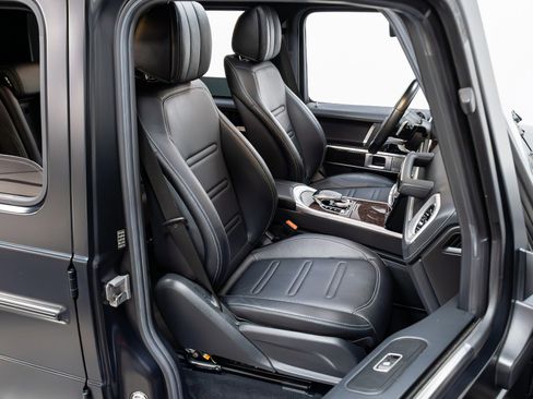 Used 2021 Mercedes-Benz G 550 image 23