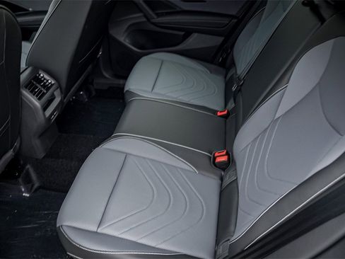 New 2026 Volkswagen Tiguan SE R-Line image 26