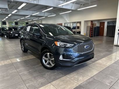 Used 2024 Ford Edge SEL w/ Convenience Package