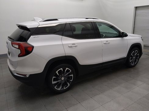 Used 2024 GMC Terrain SLT w/ LPO, Floor Liner Package image 10