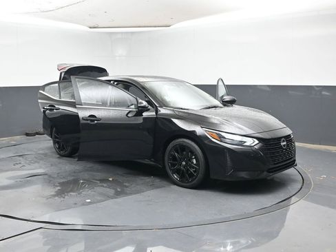 New 2025 Nissan Sentra SR w/ Midnight Edition image 37
