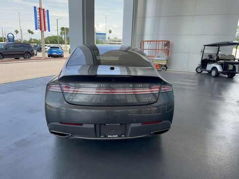 Used 2019 Lincoln MKZ Reserve FWD image 6