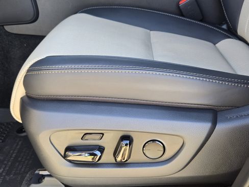 Certified 2025 Lexus GX 550 Overtrail+, Mark Levinson Audi image 32