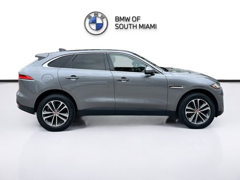 Used 2020 Jaguar F-PACE Premium image 8
